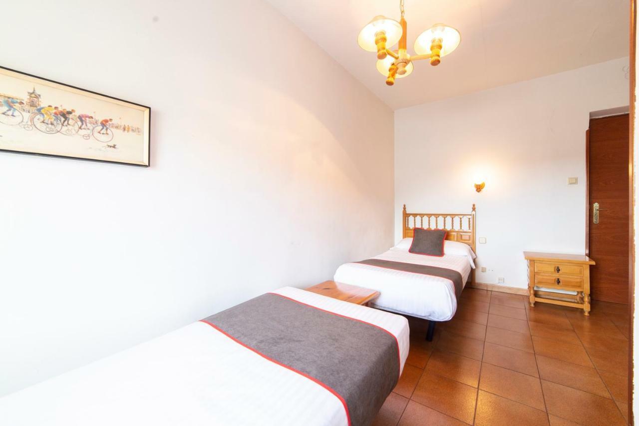 Hotel Mavi La Cabrera Eksteriør billede