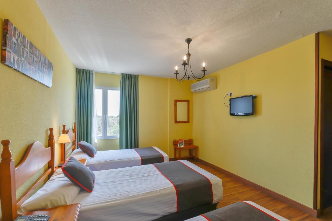 Hotel Mavi La Cabrera Eksteriør billede